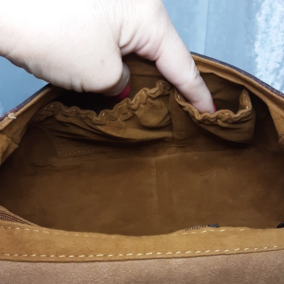 Patricia Nash Micaela Cross Body Tooled Rose Design Bag N.W.O.T - Picture 10 of 15